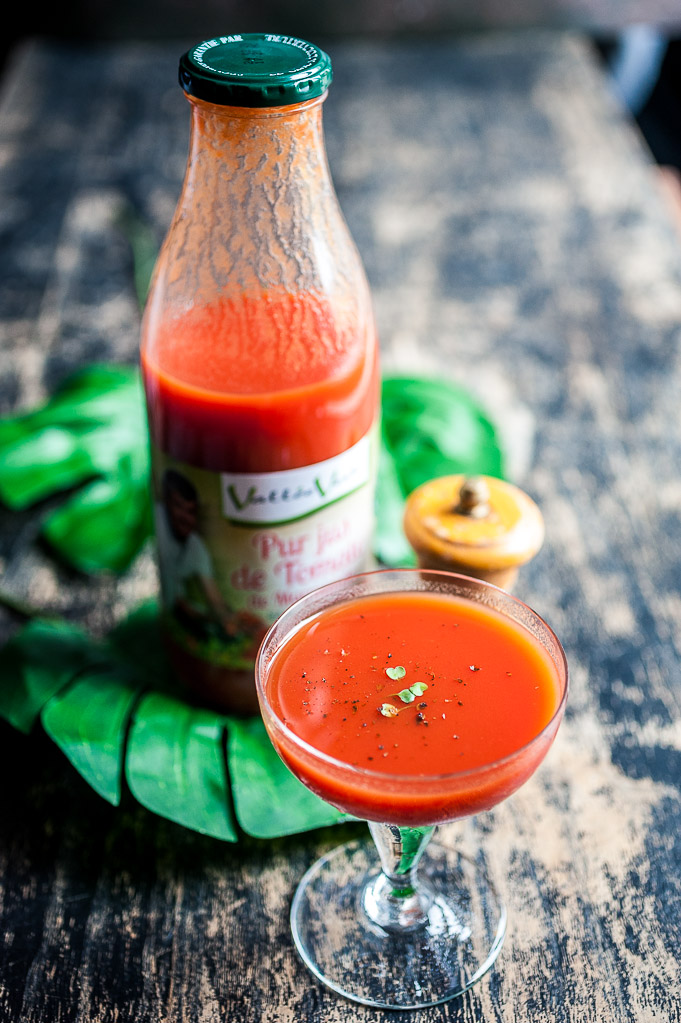 Mocktail Bloody Summer avec soupe de tomates Marmande